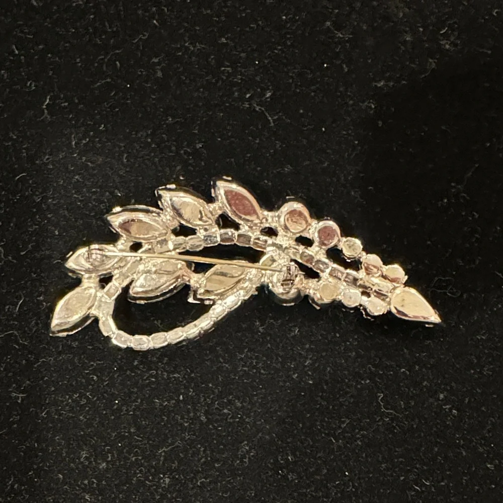 Vintage Silver Rhinestone Brooch